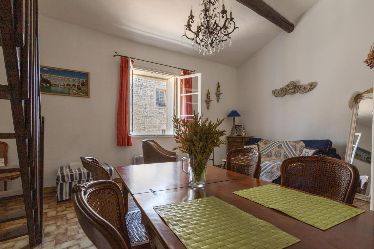 Petit Paradis Nemausus نيم المظهر الخارجي الصورة